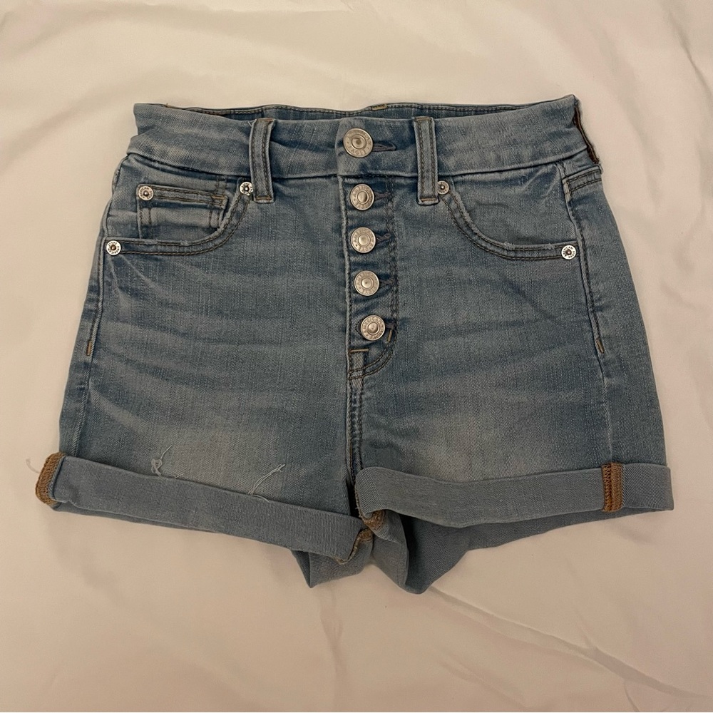 American Eagle light wash jean shorts